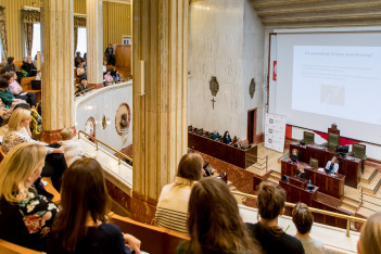  Konferencja „Wykrywanie wczesnych symptomów sytuacji kryzysowych,". fot. Tomasz Żak / UMWS 