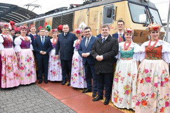 Pociąg „Powstaniec Śląski” dla upamiętnienia bohaterów